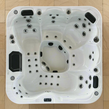 4500 Series Hot Tub - EDS Tranquillity Collection